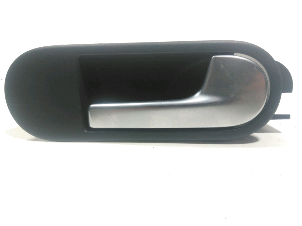 Poignée intérieure porte avant droite