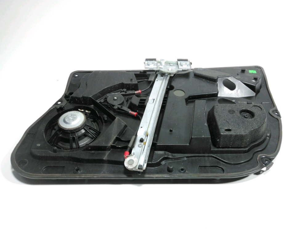 Lève-vitre électrique avant gauche