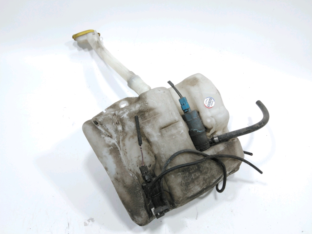 Reservoir de lave glace avant