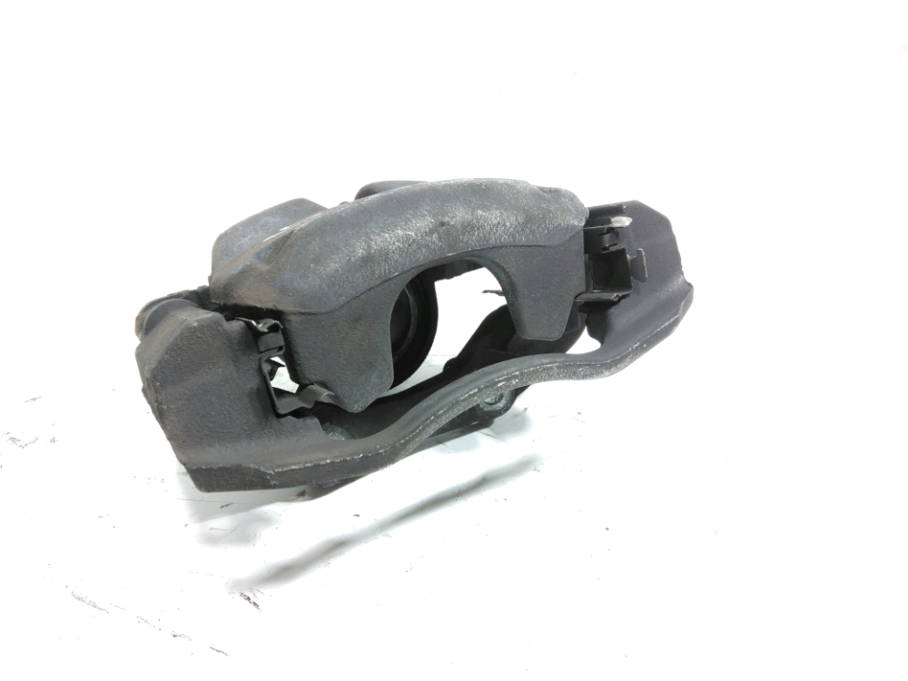 Etrier de frein avant gauche