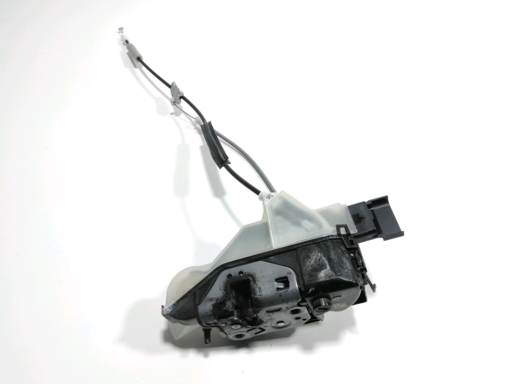 Serrure de porte avant gauche