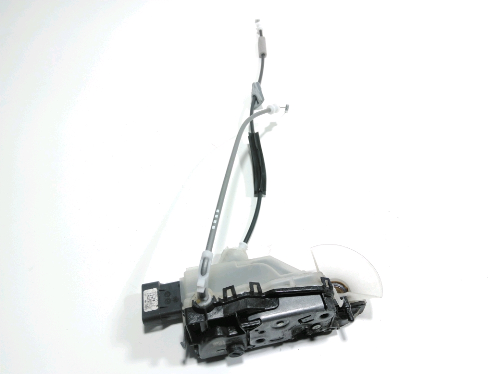 Serrure de porte avant gauche