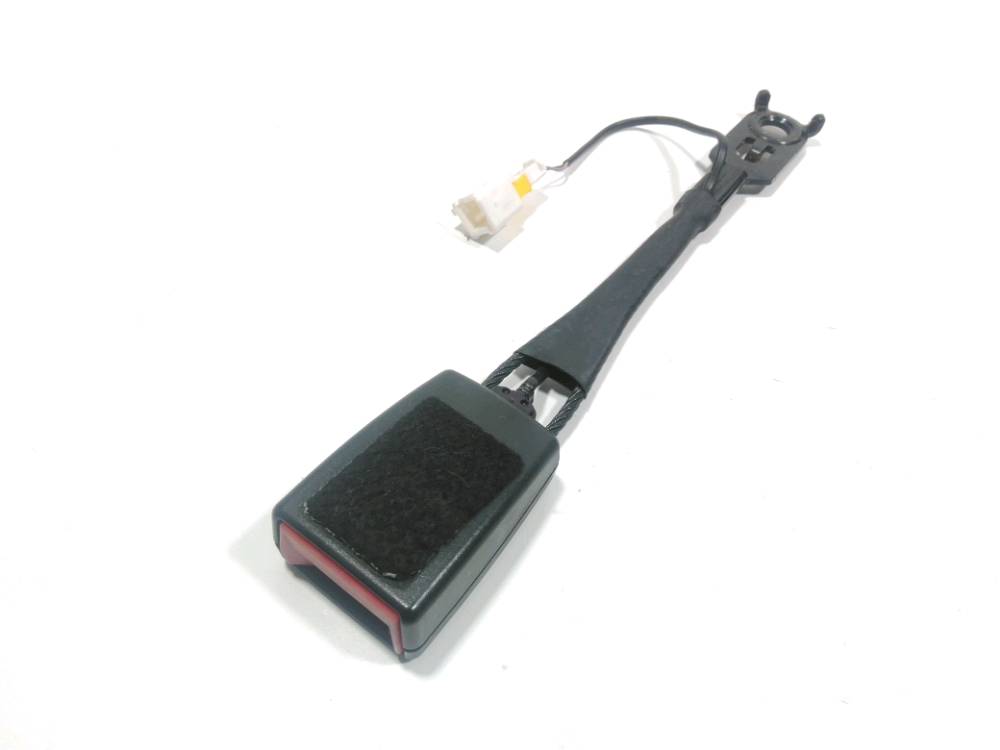 Ancrage ceinture avant droit