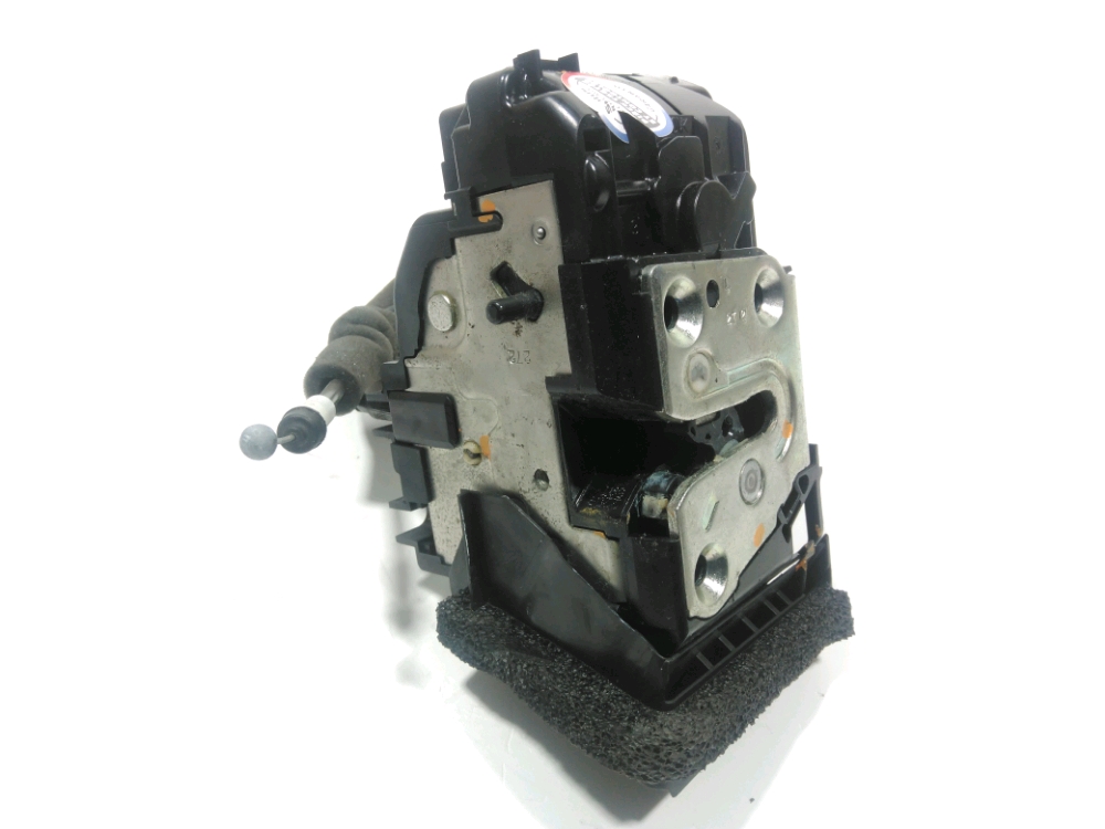 Serrure de porte arrière gauche