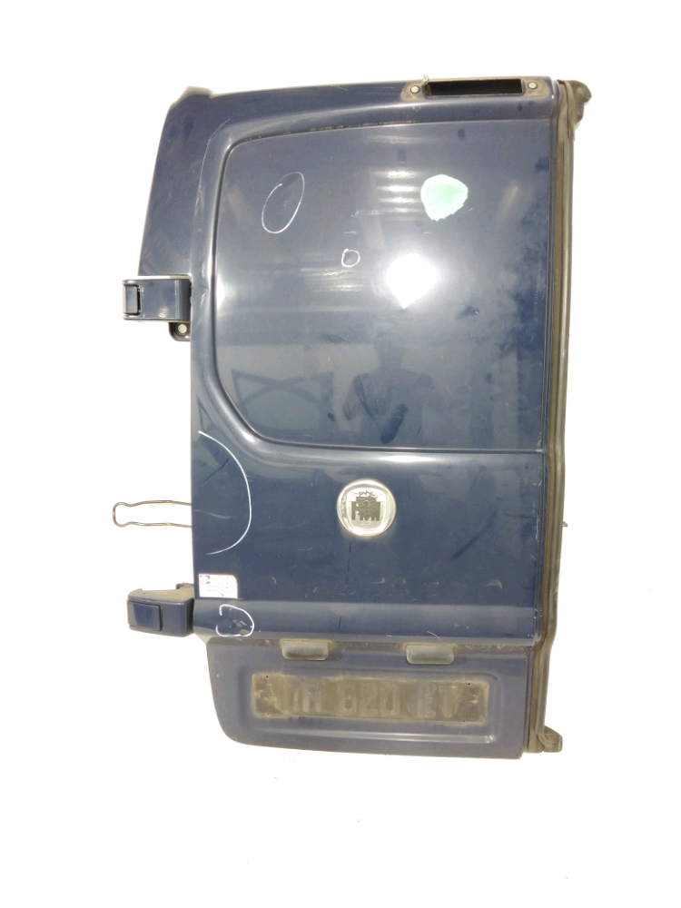 Porte battante arrière gauche