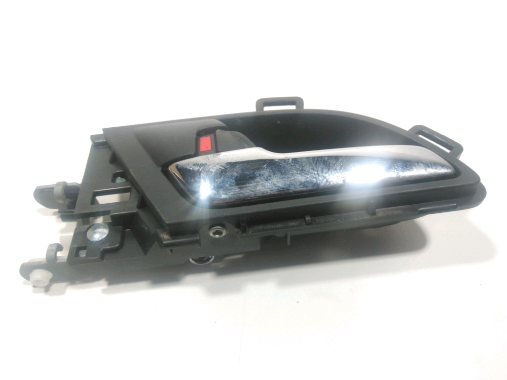 Poignée intérieure porte arrière gauche