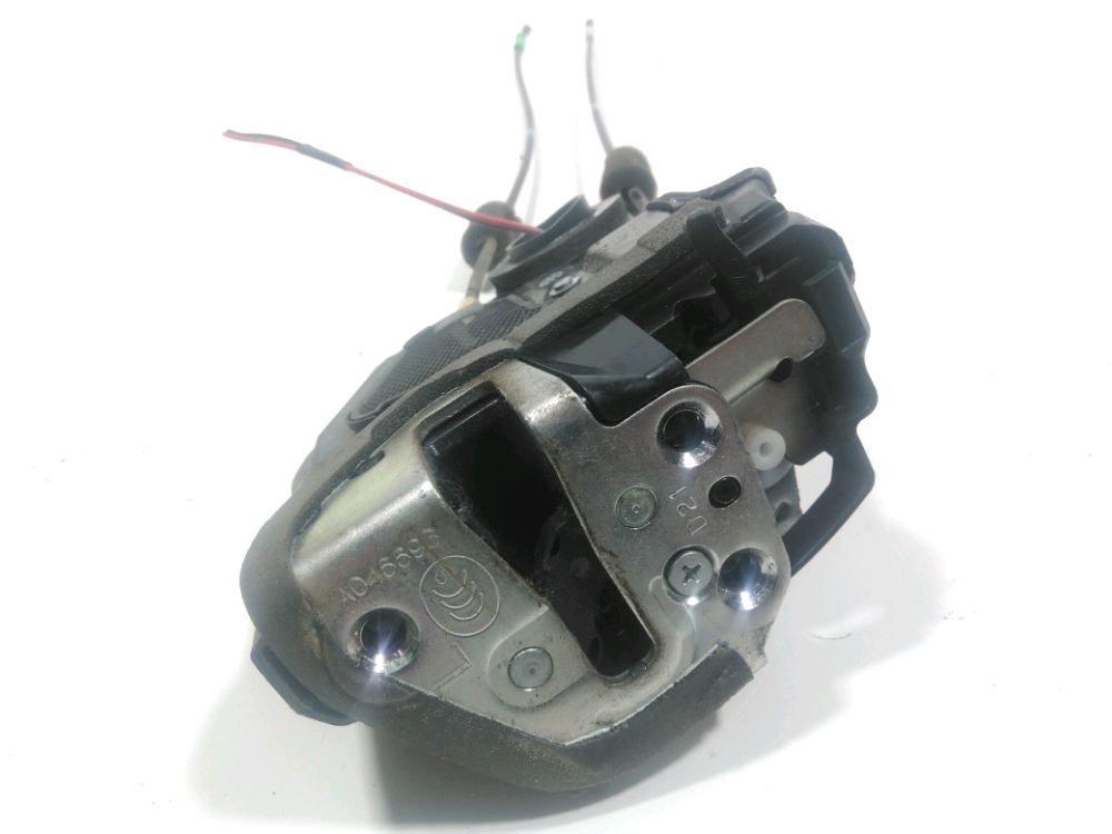 Serrure de porte arrière gauche