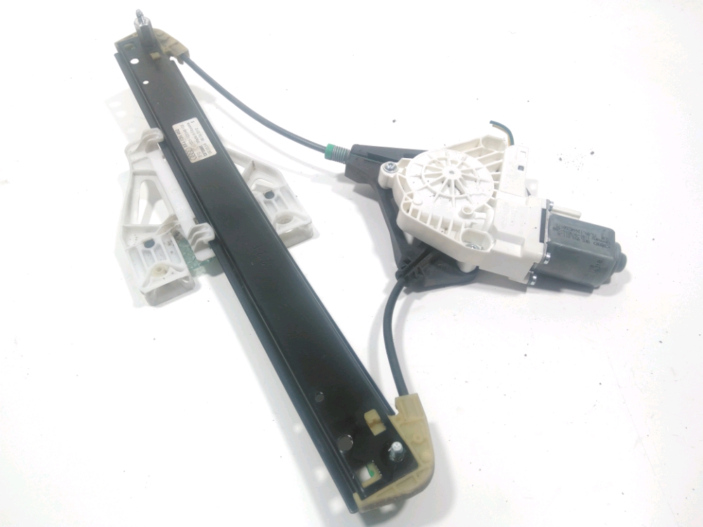 Leve-vitre electrique arriere droit