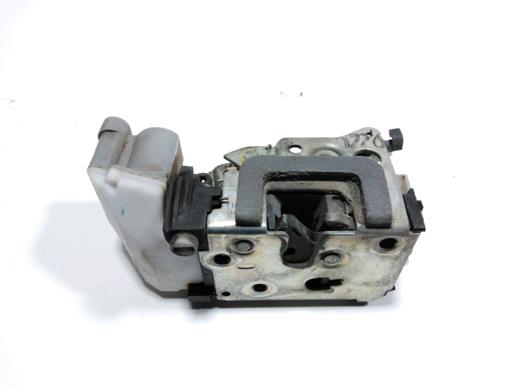 Serrure de porte arriere droite