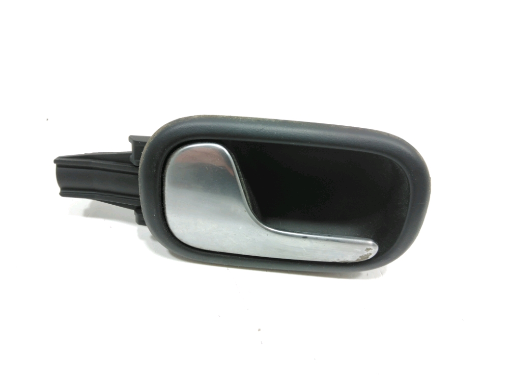 Poignee interieure porte arriere gauche