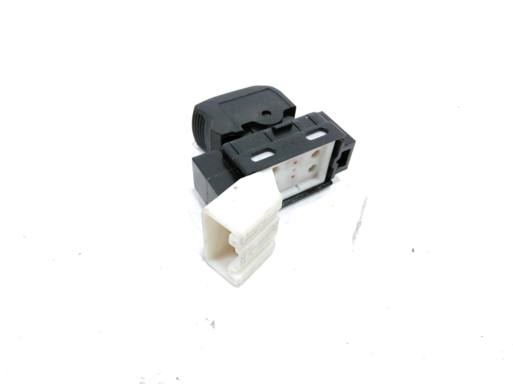 Commande lève-vitre avant droit