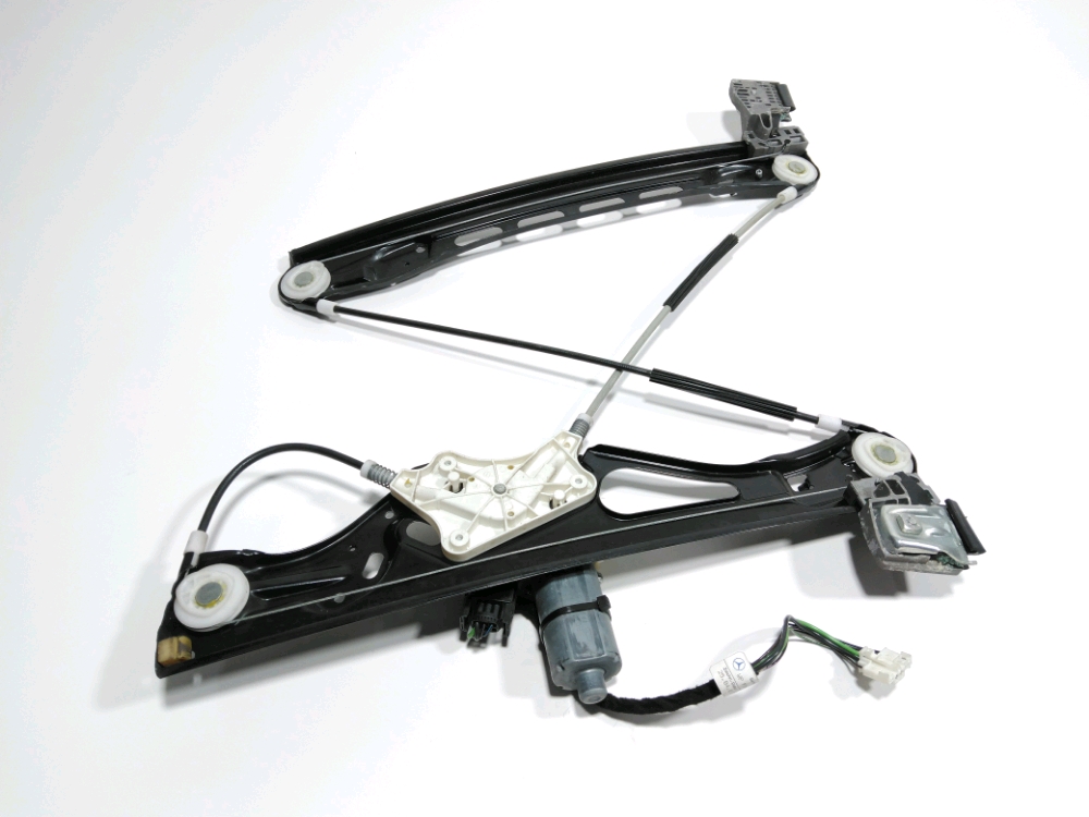 Lève-vitre électrique avant droit