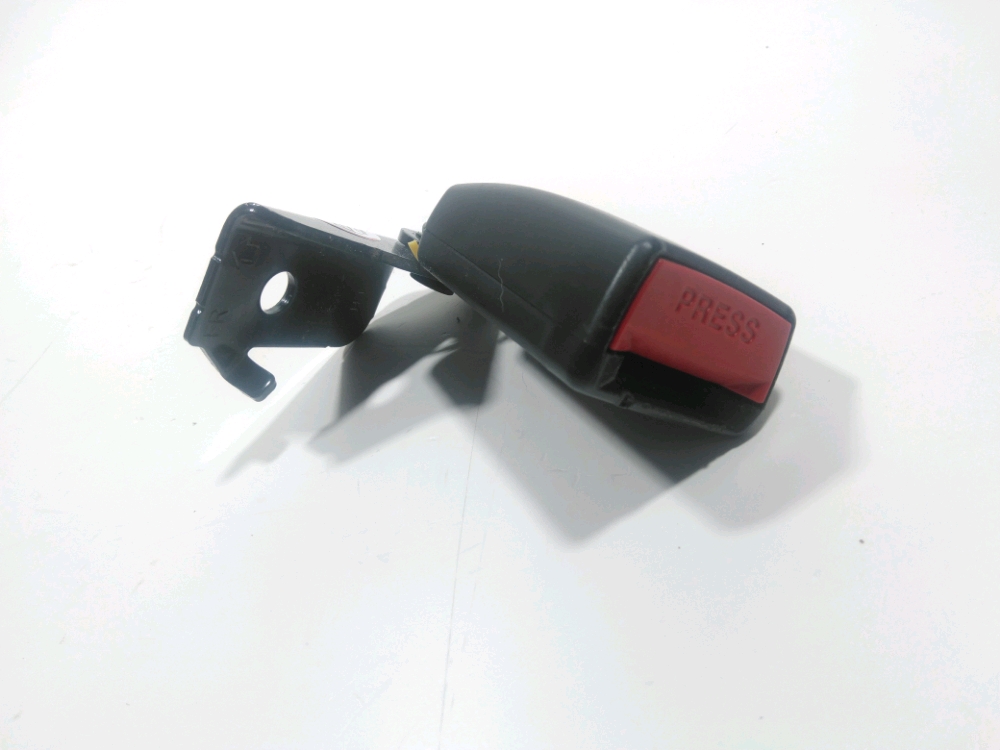 Ancrage ceinture arrière gauche