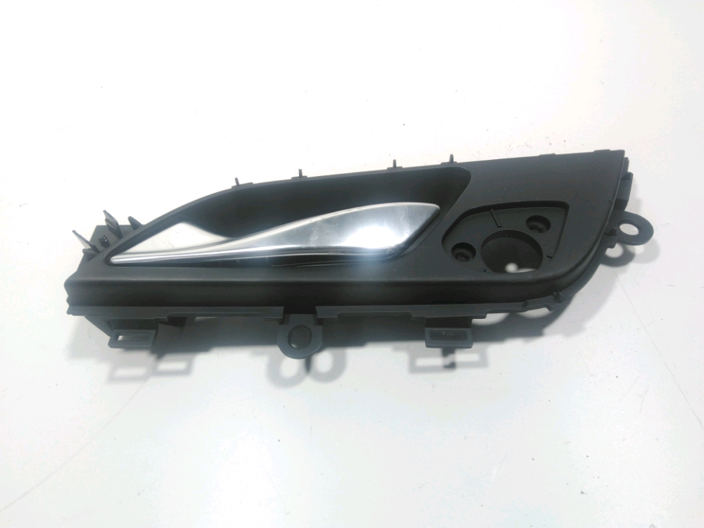 Poignée intérieure porte arrière gauche