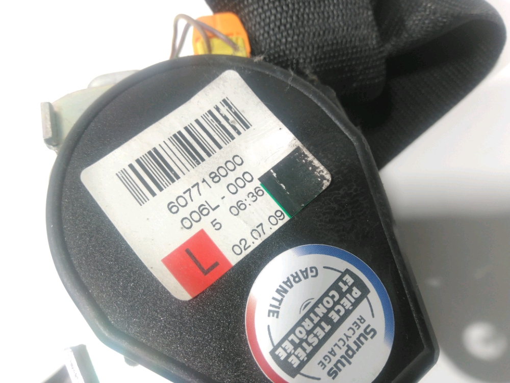 Ceinture avant gauche