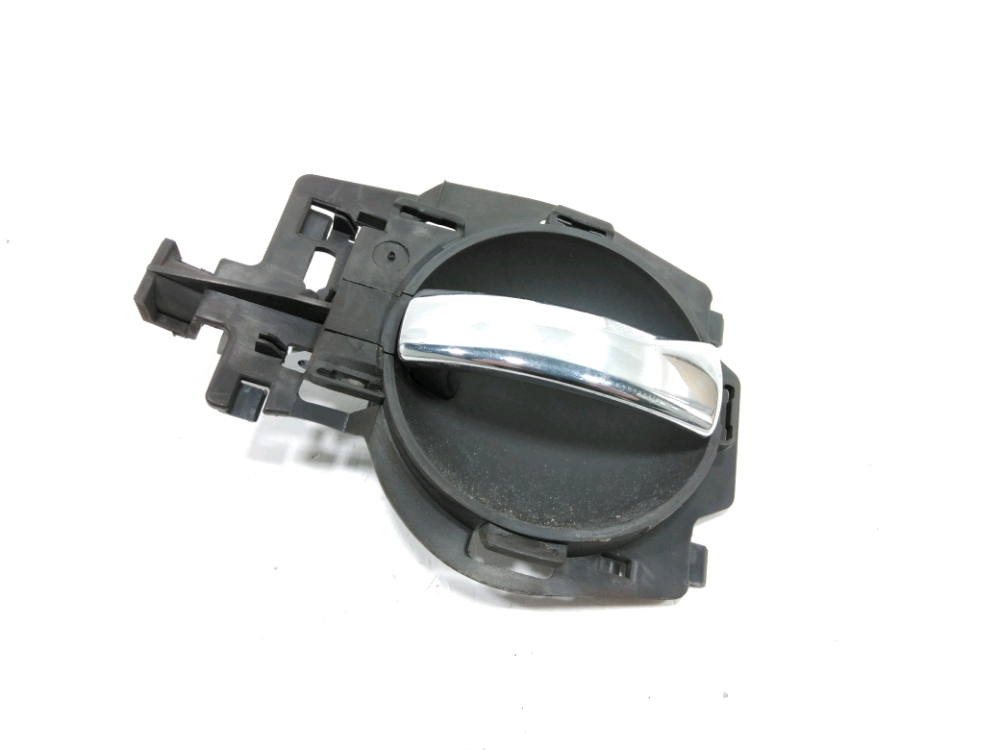 Poignée intérieure porte avant gauche