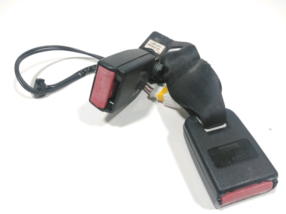 Ancrage ceinture arrière droit