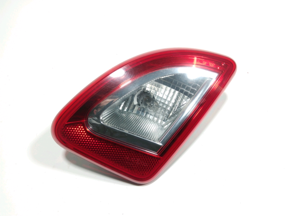 Feu arrière intérieur droit