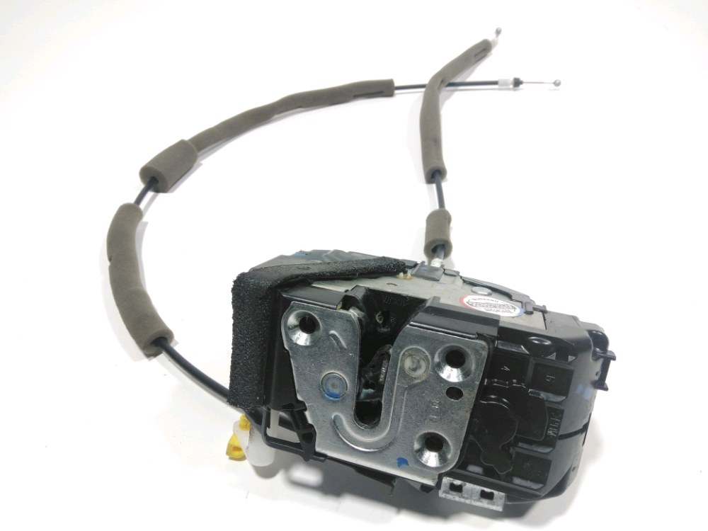 Serrure de porte avant gauche