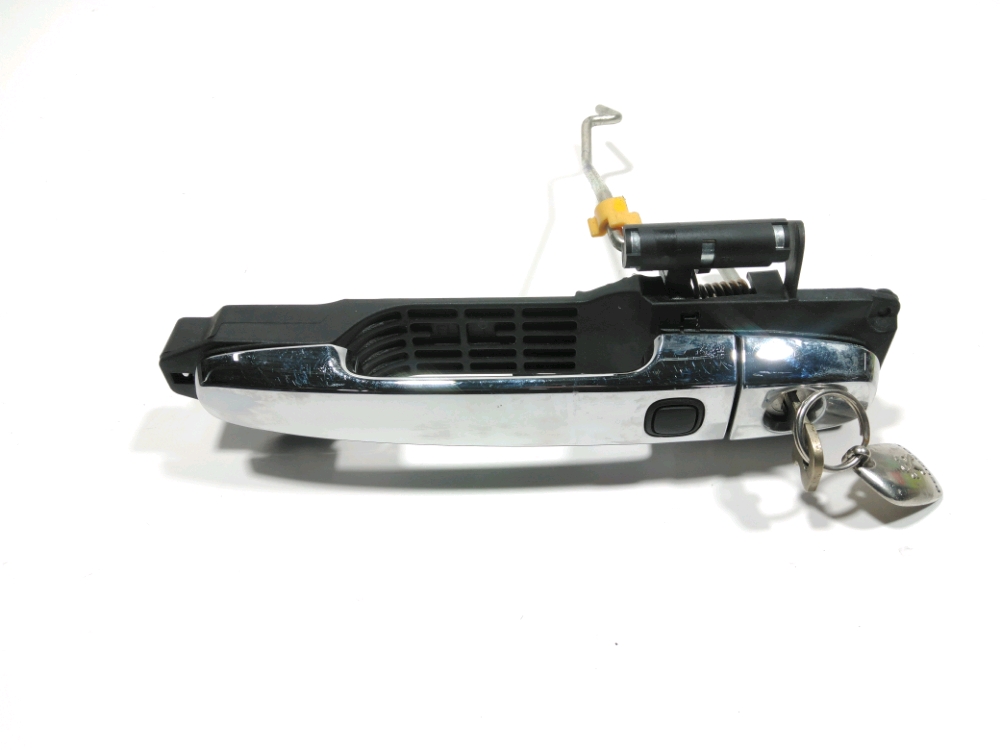 Poignee exterieure avant gauche