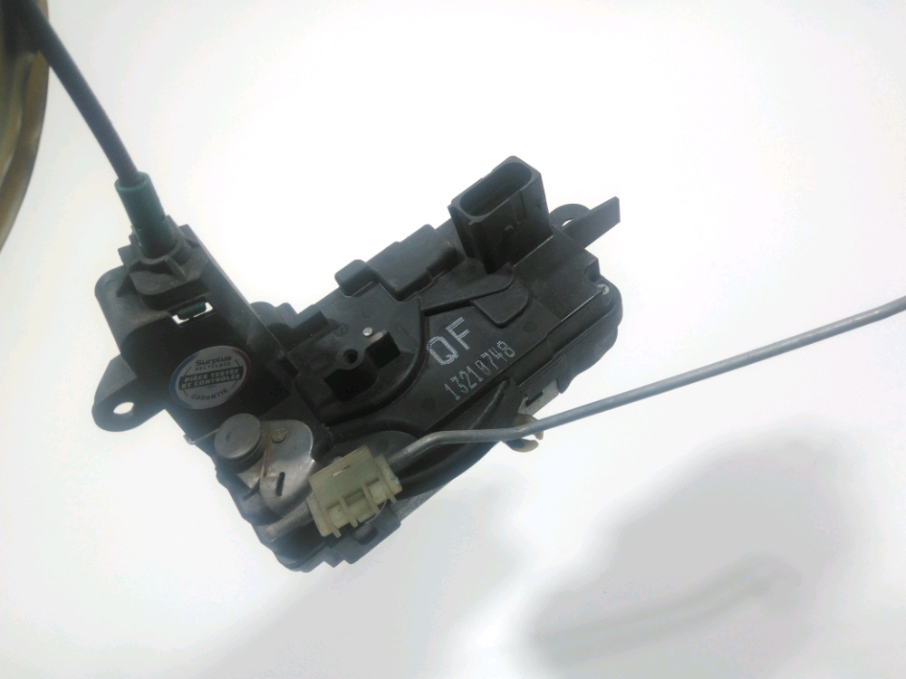 Serrure de porte avant gauche