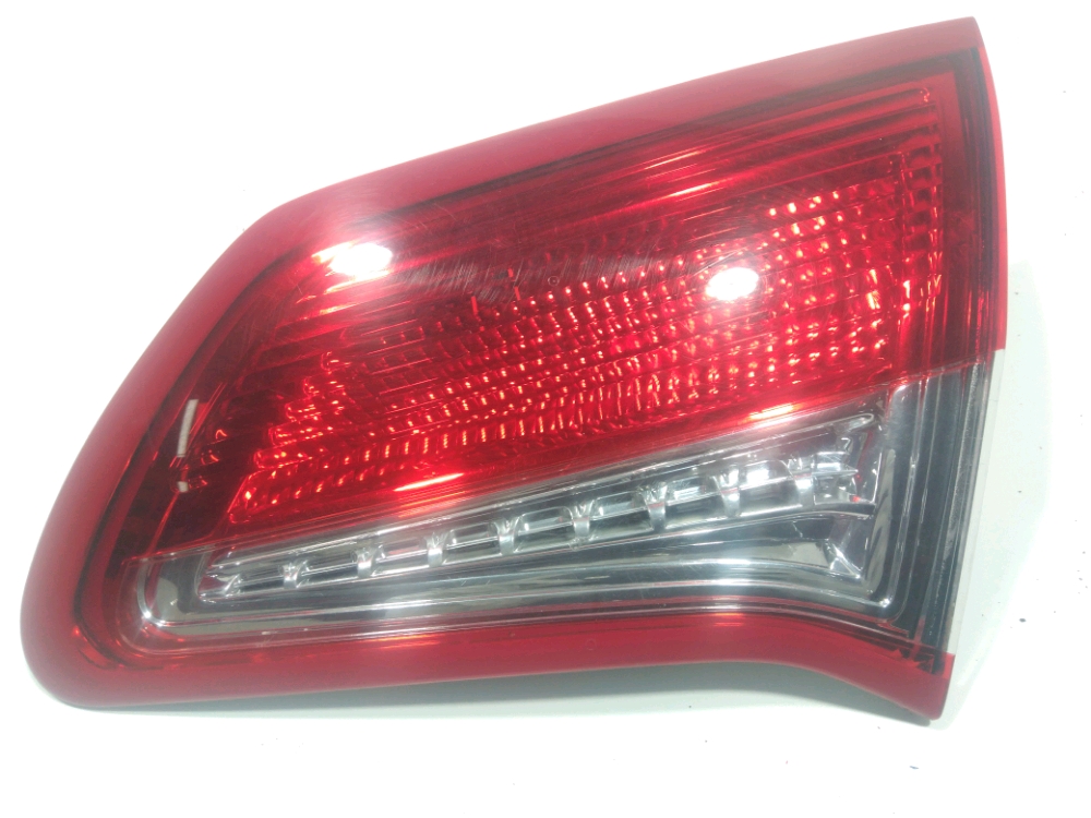 Feu arrière intérieur droit