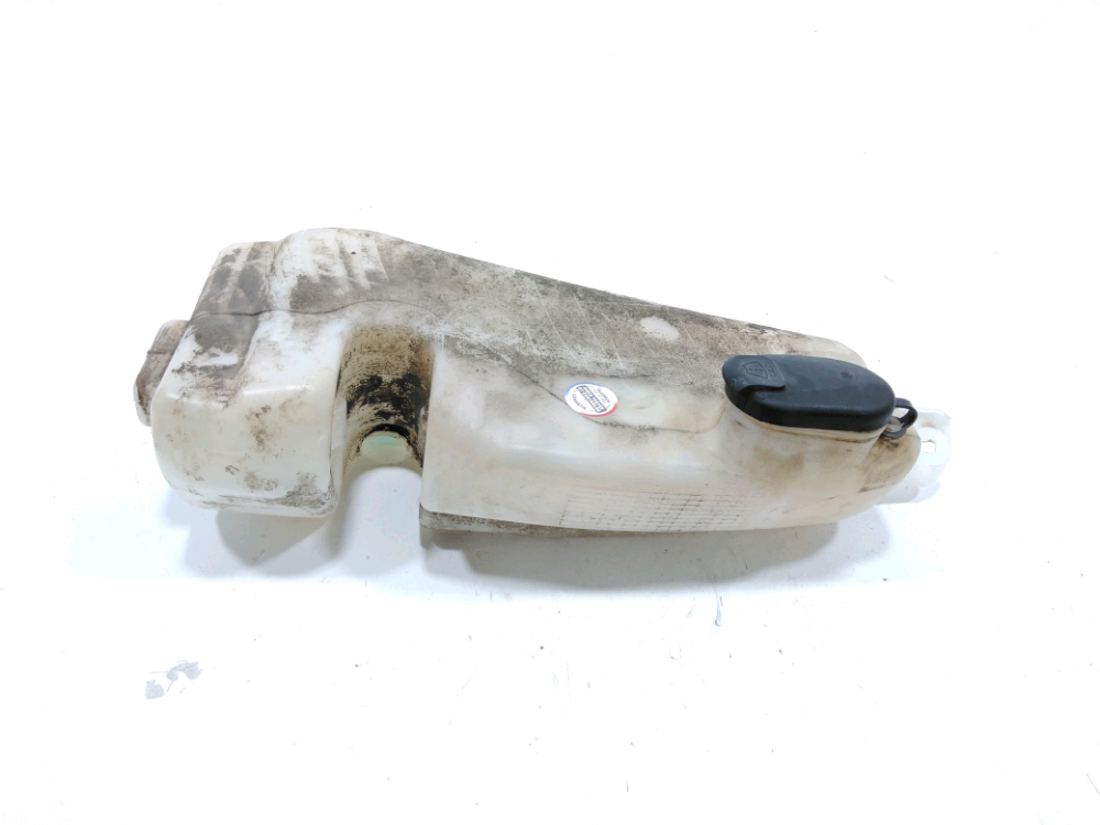 Réservoir de lave glace avant