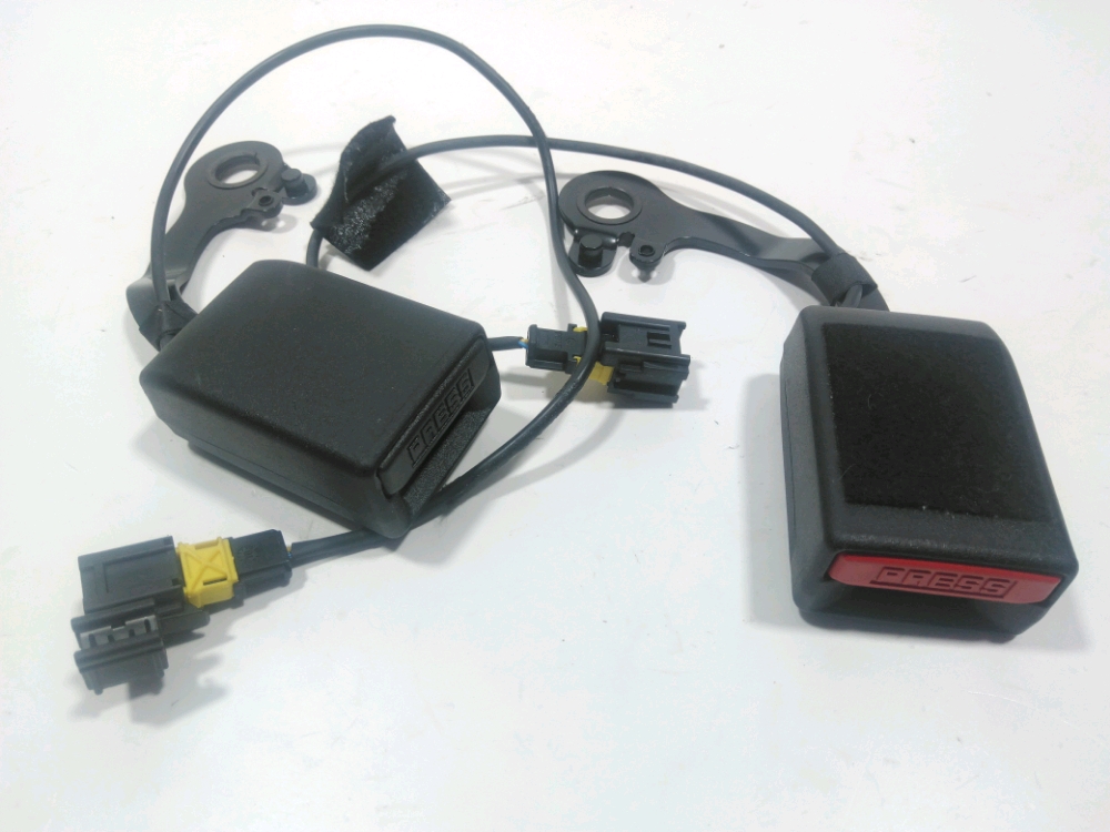 Ancrage ceinture arrière central