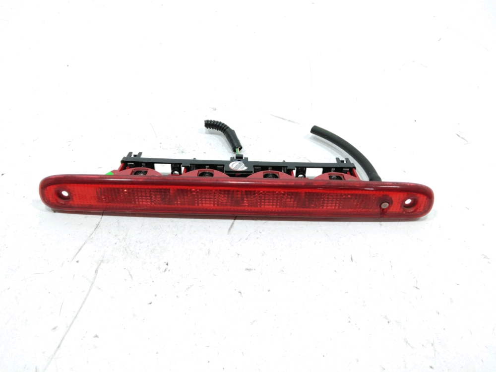 Feu stop supplémentaire