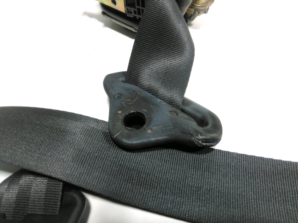 Ceinture avant droite