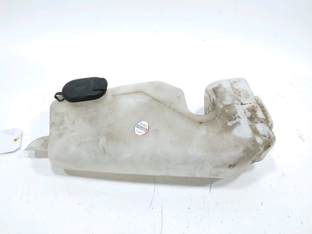 Réservoir de lave glace avant