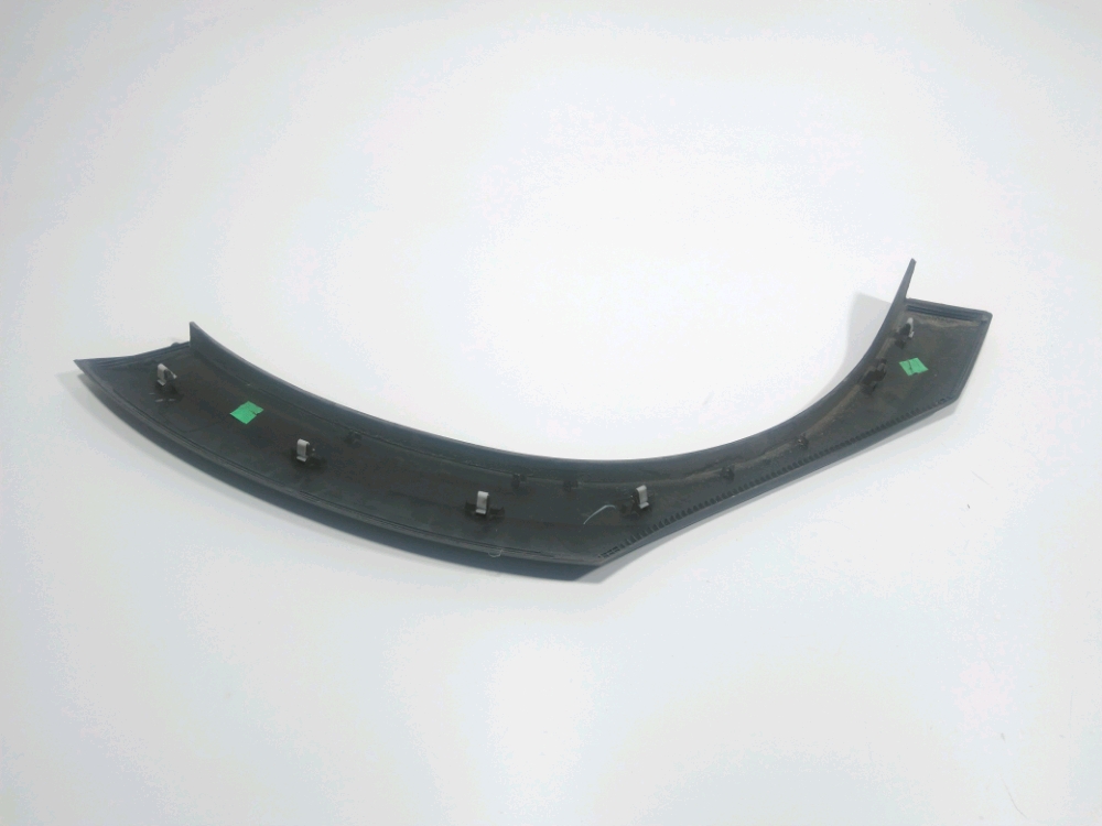 Elargisseur d'aile arrière droit