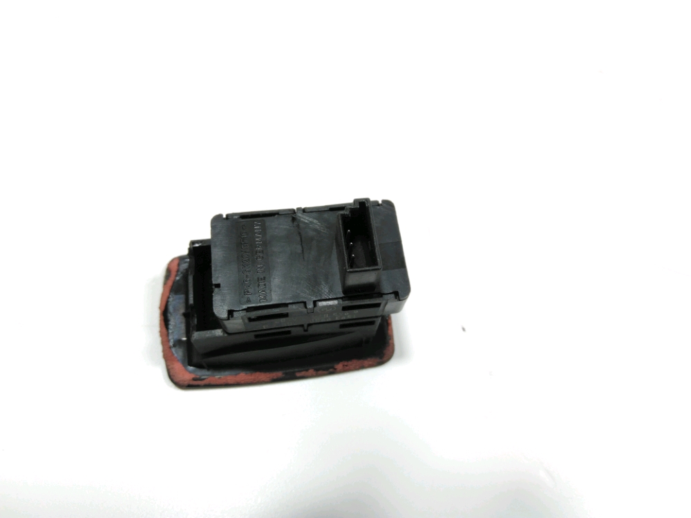 Commande lève-vitre avant droit