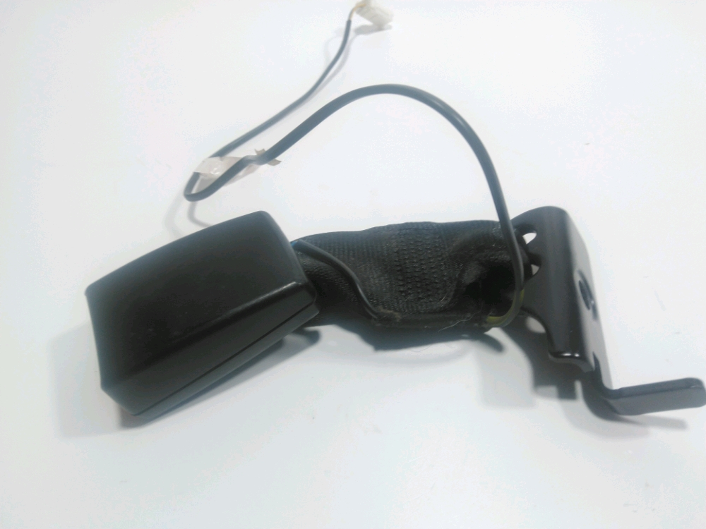 Ancrage ceinture arriere droit