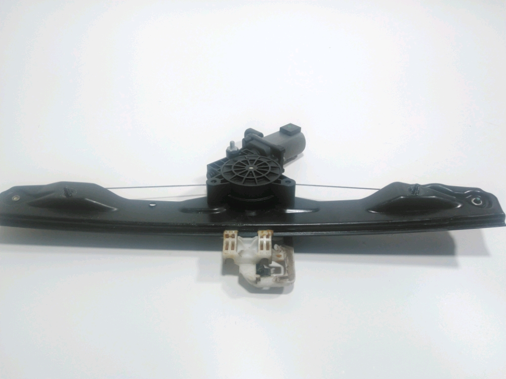 Lève-vitre électrique avant droit