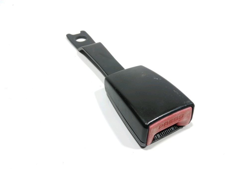 Ancrage ceinture avant droit