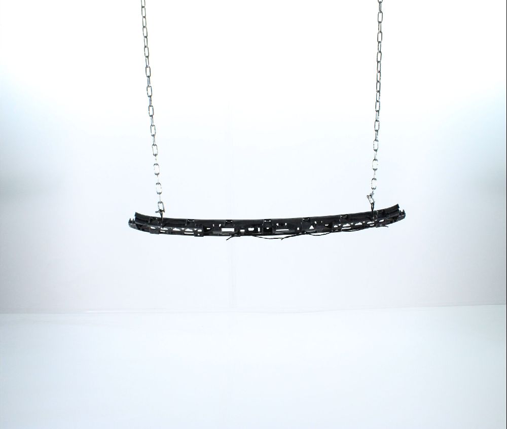 Support central de pare-choc arrière