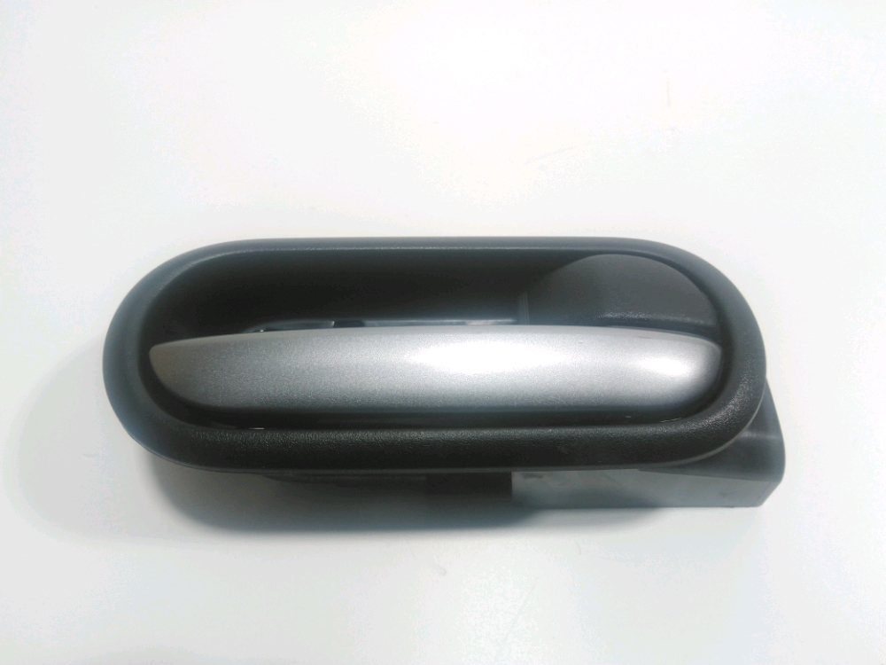 Poignee interieure porte arriere droite