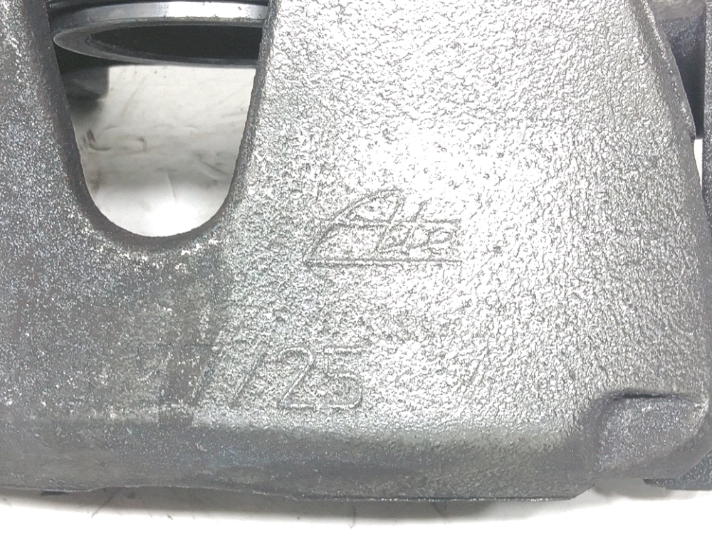 Etrier de frein avant gauche