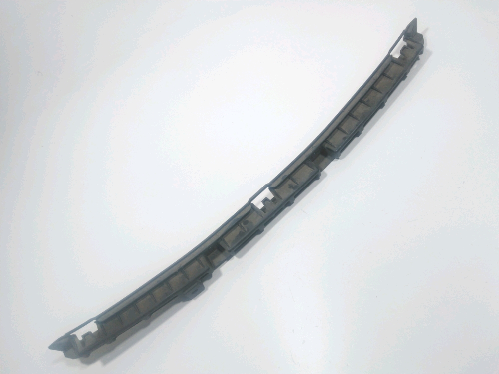 Support central de pare-choc arrière