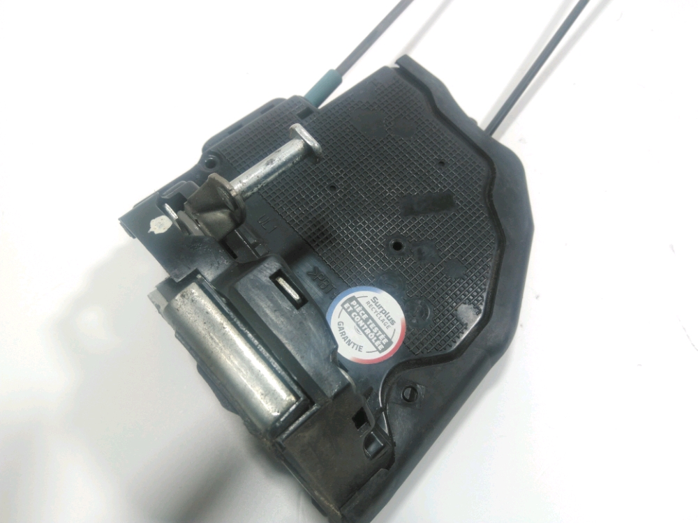 Serrure de porte arrière gauche