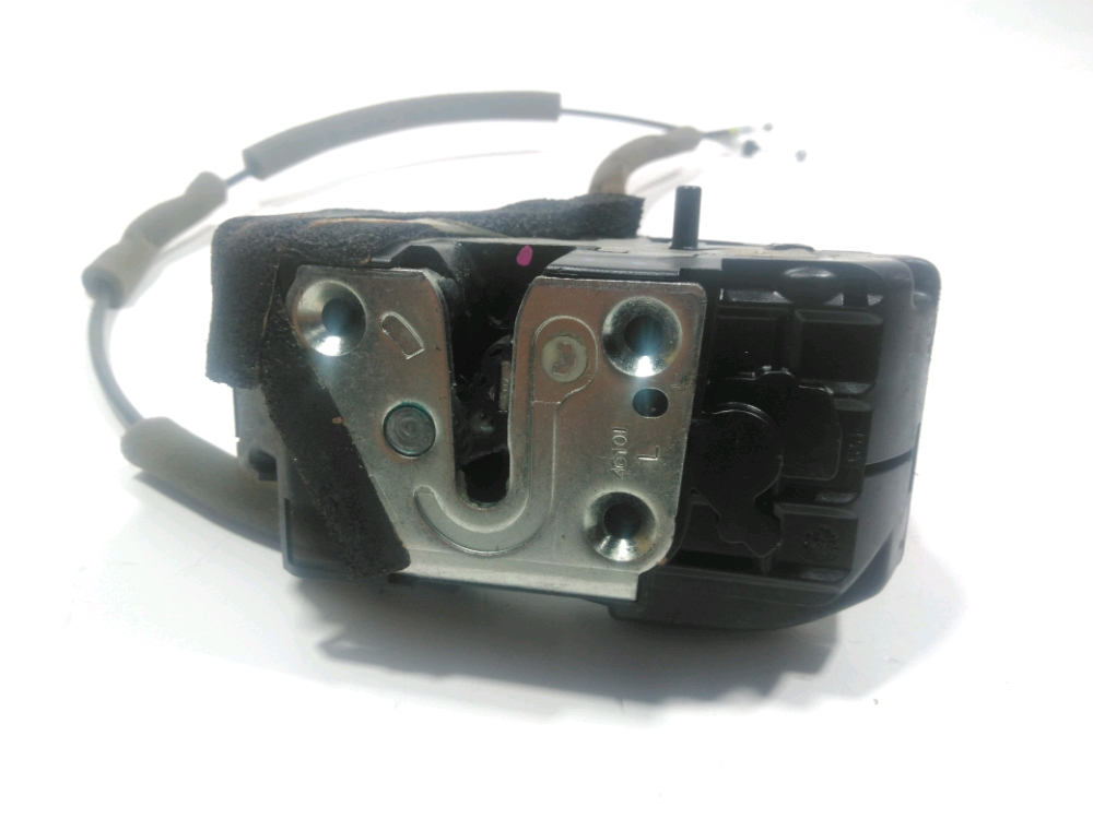 Serrure de porte arrière gauche