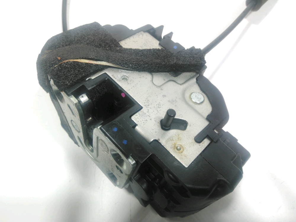 Serrure de porte arrière gauche