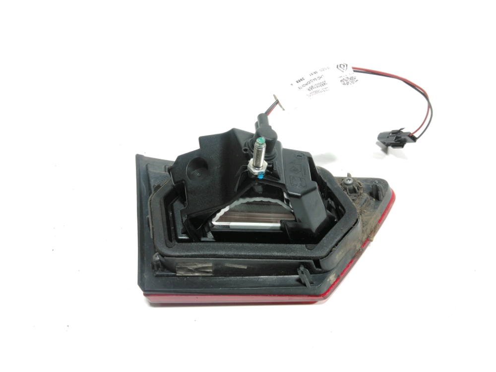 Feu arrière intérieur droit