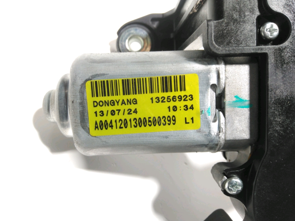 Moteur d'essuie glace arrière