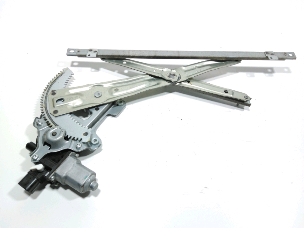 Leve-vitre electrique avant droit