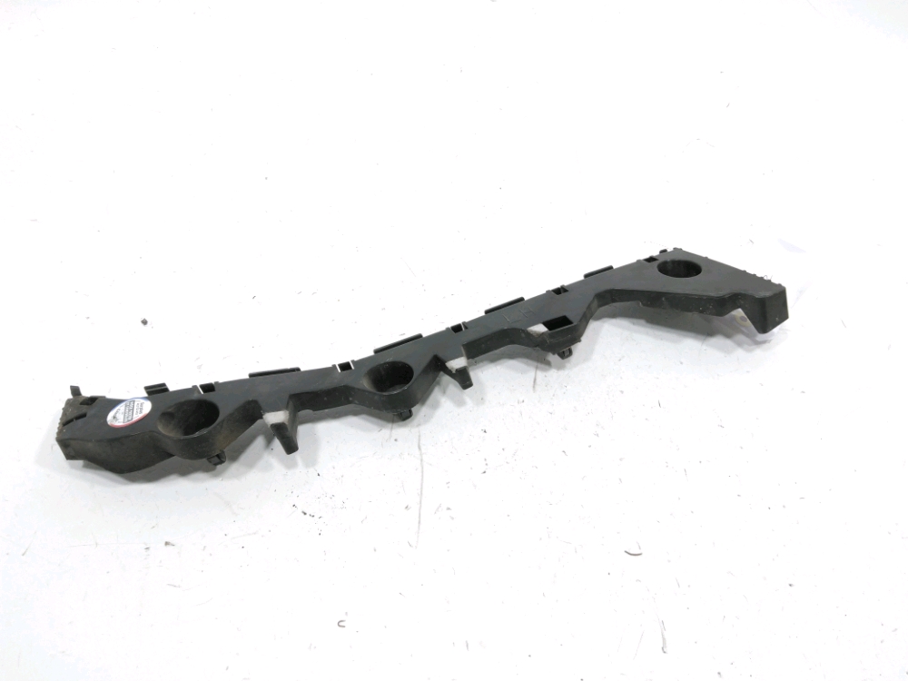 Support gauche de pare-choc arrière