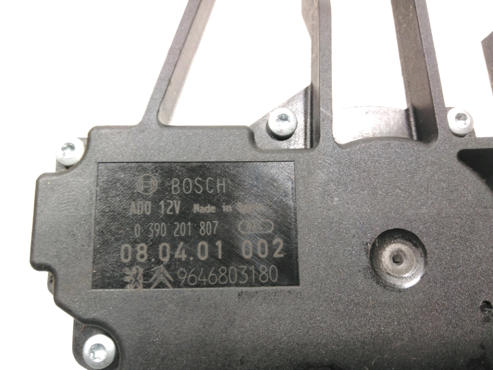 Moteur d'essuie glace arrière