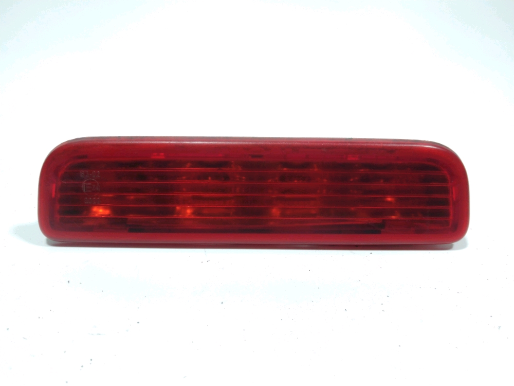 Feu stop supplementaire