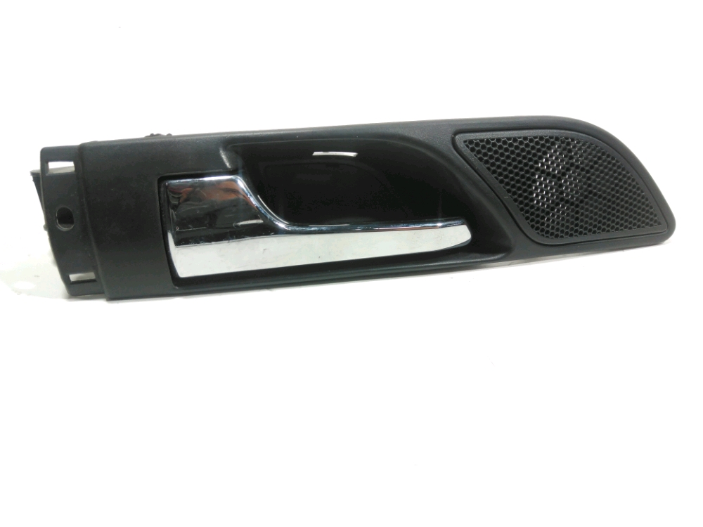 Poignee interieure porte avant gauche